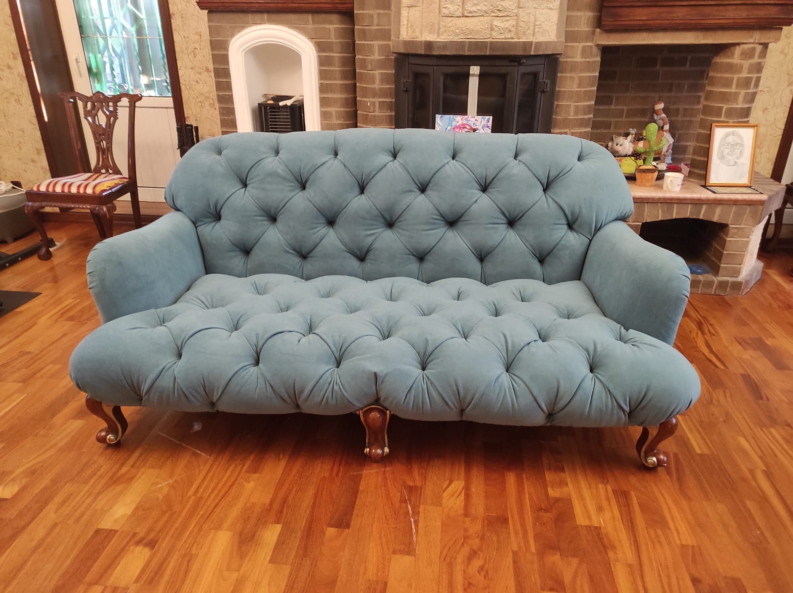 Обивка дивана. ЮВАО Москвы